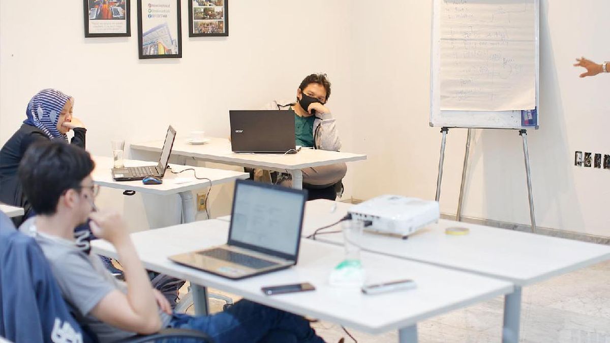 Tips Jadi Full-Stack Engineer Sejak Bangku Kuliah