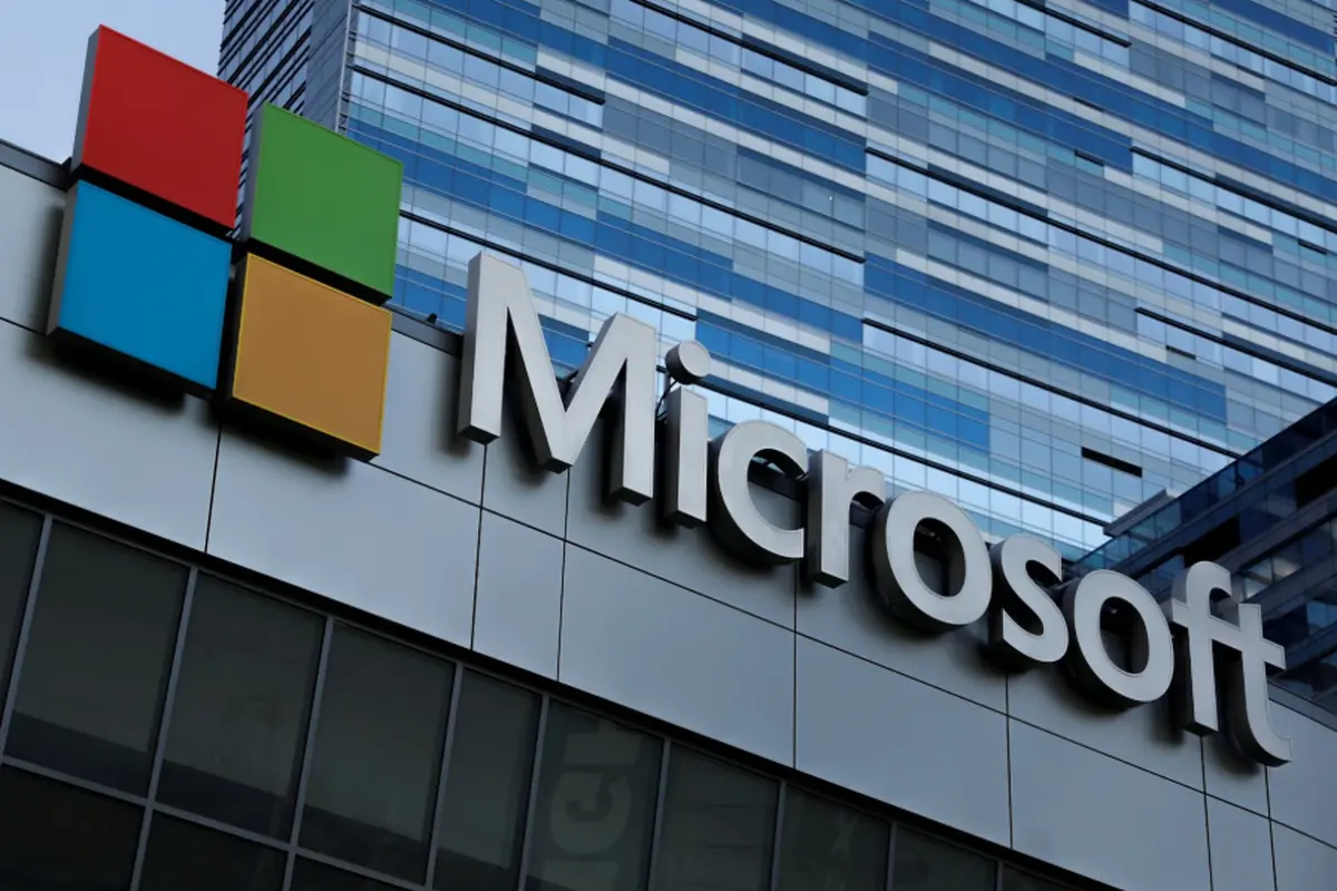 Microsoft Pangkas Biaya AI di Produk Software